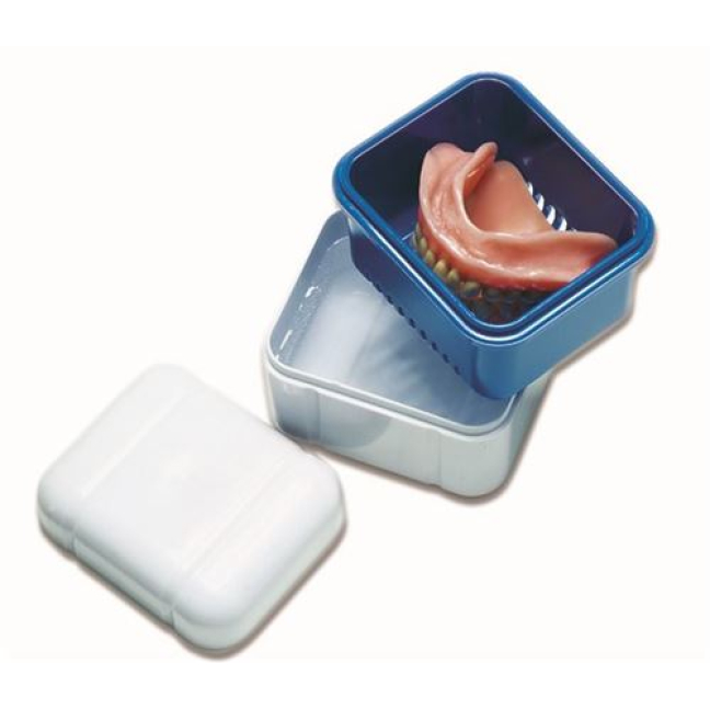 Контейнер для очищення зубних протезів Curaprox BDC mint 111