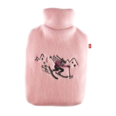 emosan eco hot water bottle Meitli on skis