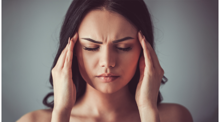 כאב ראש: בדיקת טריגרים פוטנציאליים וטיפים להקלה על הכאב