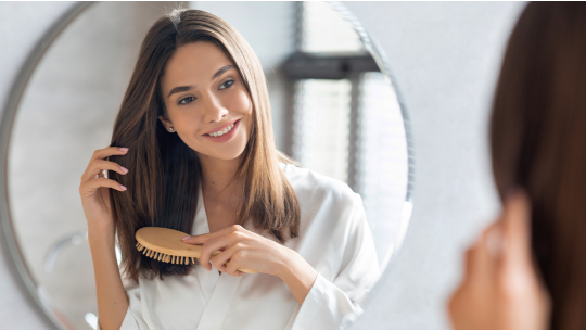 Posilovače krásy: Pochopení toho, jak doplňky přispívají ke zdraví vlasů a nehtů