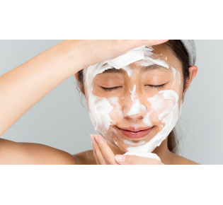 Encontrando o emparelhamento perfeito: melhores opções de lavagem facial para usuários de creme de tretinoína