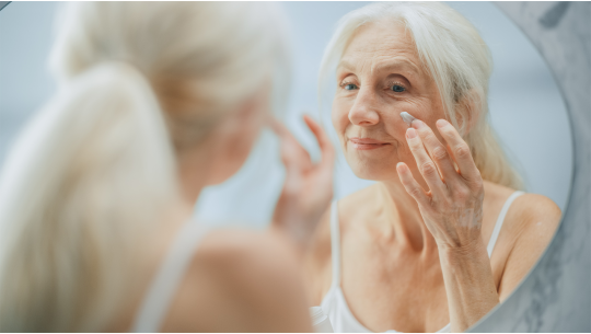 Iskorištavanje mudrosti prirode: Uloga organskih ulja za lice u borbi protiv starenja