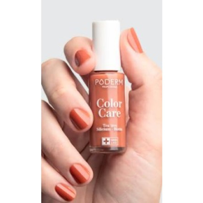 Poderm színes gondozás terrakotta körömlakk 8 ml Poderm színes gondozás terrakotta körömlakk 8 ml