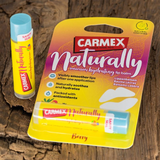 CARMEX Lip Balm Naturally Berry Stick 4.25 g